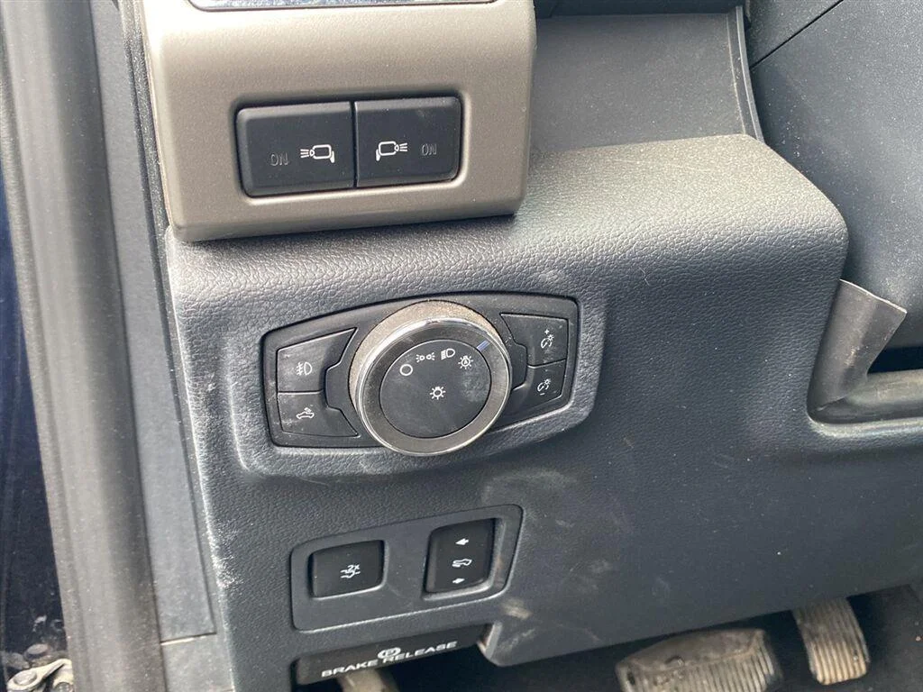 Used 2022 Antimatter Blue Ford LARIAT image 16