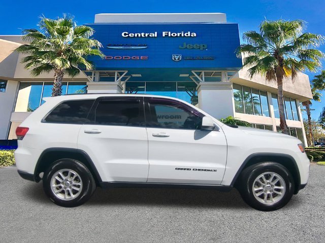 Used 2018 White Jeep Laredo image 4