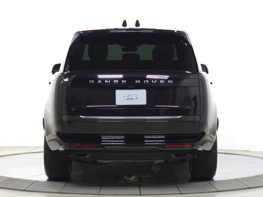 Used 2026 Black Land Rover SE image 5