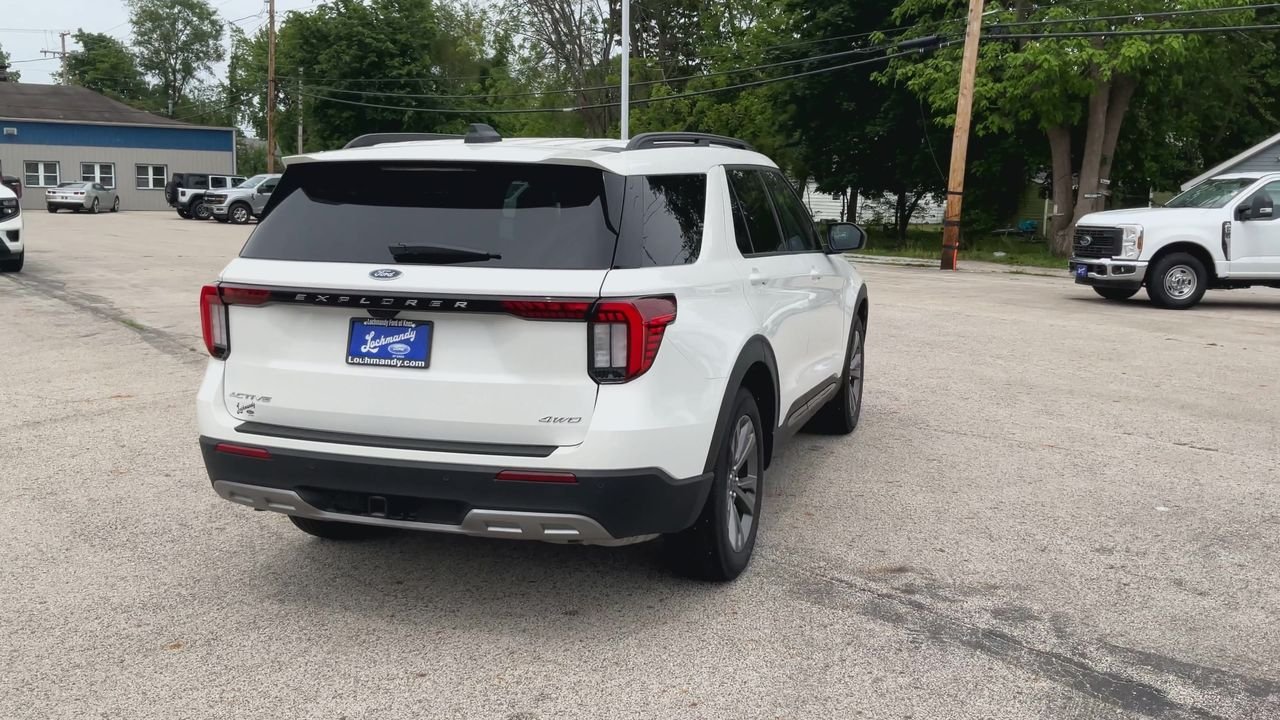 2026 Ford Explorer Active - Photo 4