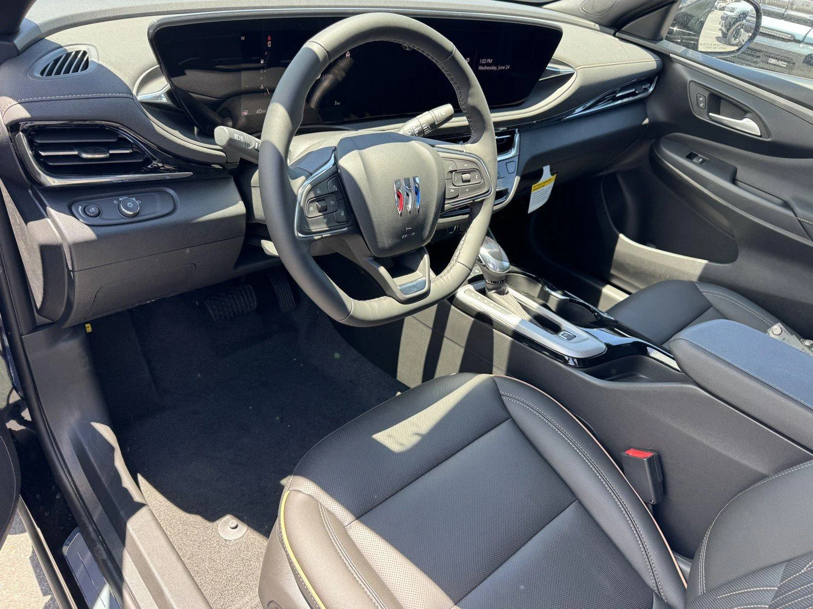 New 2026 Ebony Twilight Metallic Buick Avenir image 15
