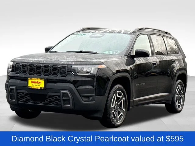 New 2026 Diamond Black Crystal Pearl-Coat Exterior Paint Jeep Laredo image 3