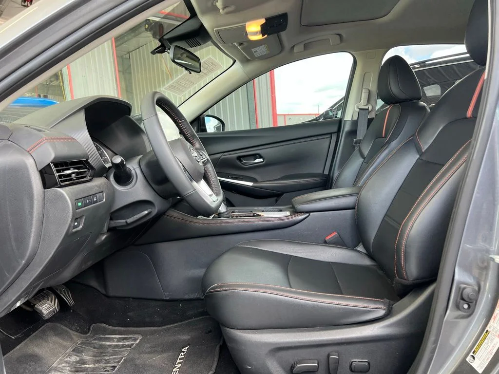 Used 2025 Gray Nissan SR image 10