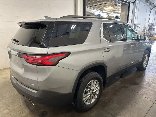 Used 2023 Sterling Gray Metallic Chevrolet LT Cloth image 4
