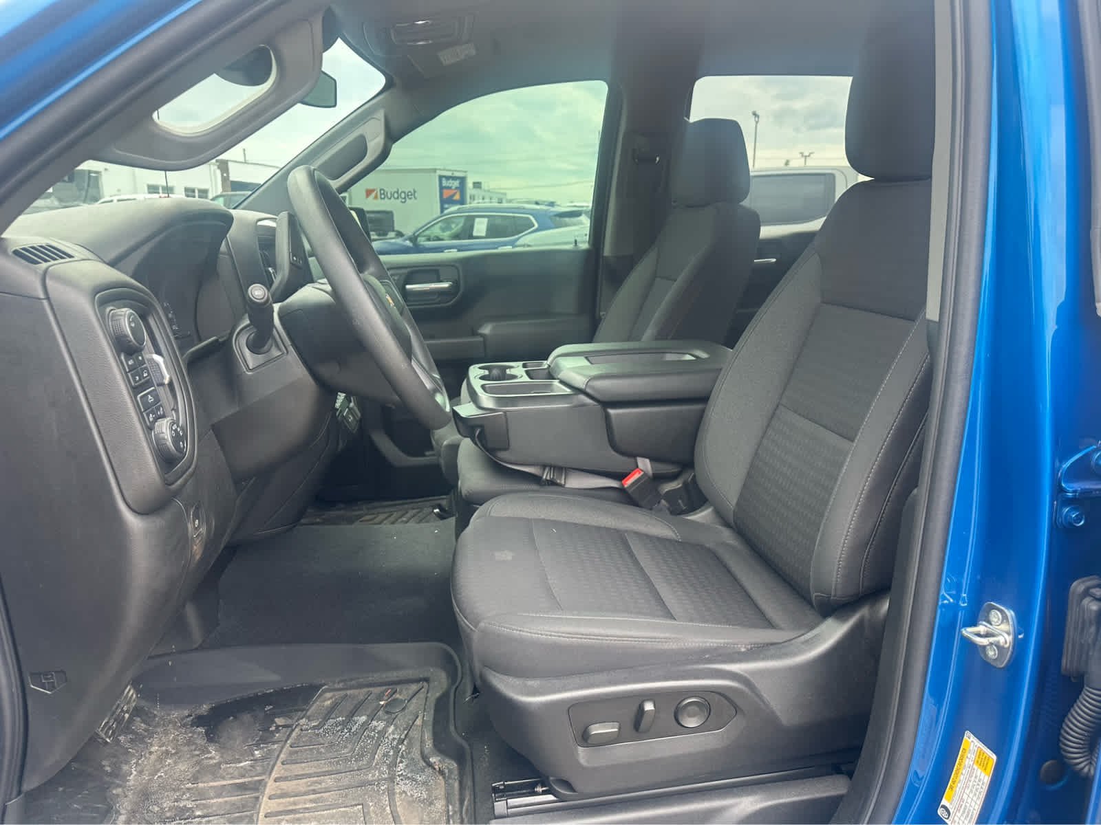 Used 2022 Glacier Blue Metallic Chevrolet Custom image 10