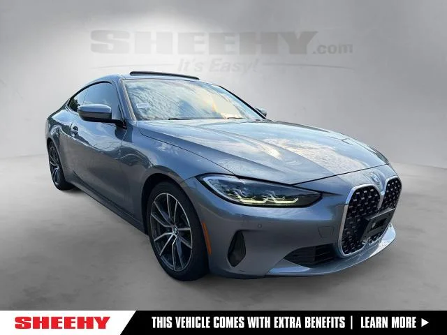 Used 2022 Gray BMW  image 1