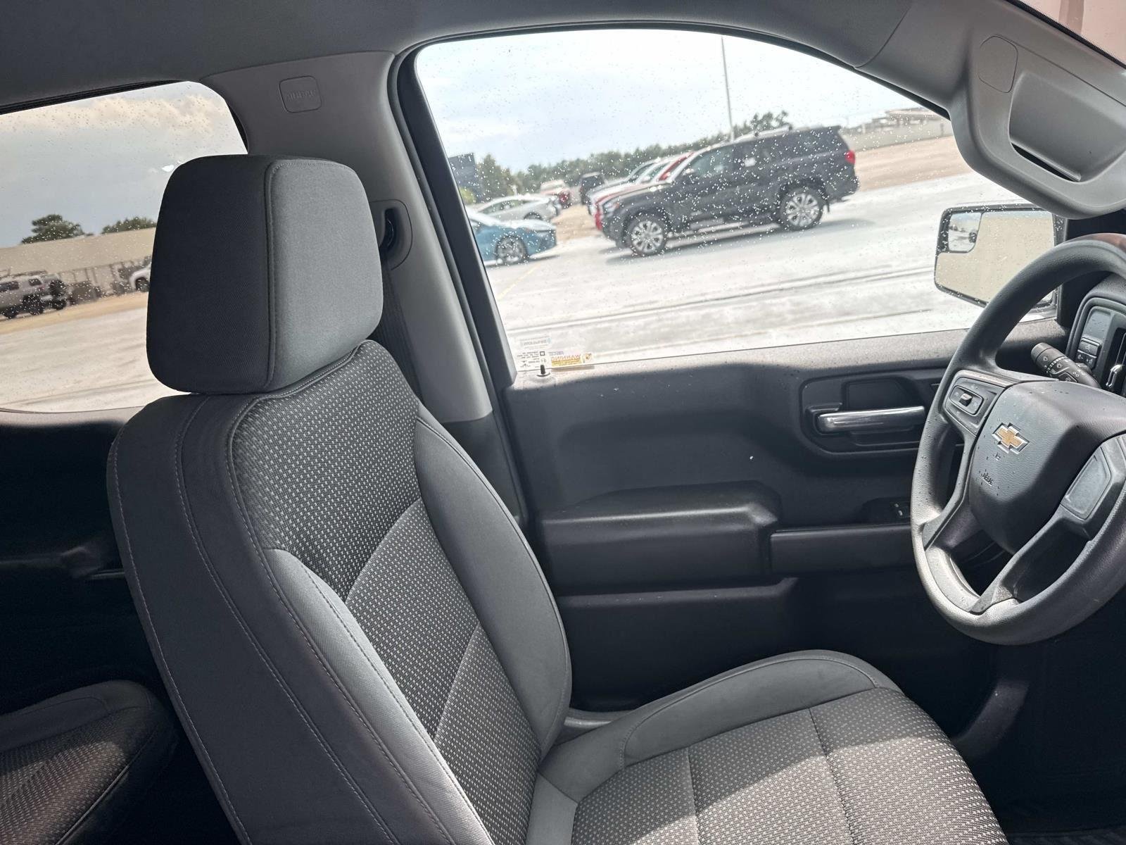 Used 2022 Satin Steel Metallic Chevrolet Custom image 10