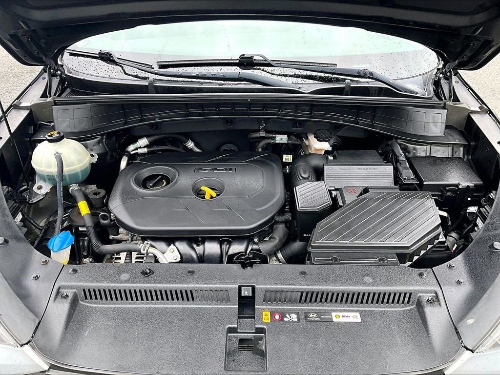 Used 2019 Black Hyundai Value image 28