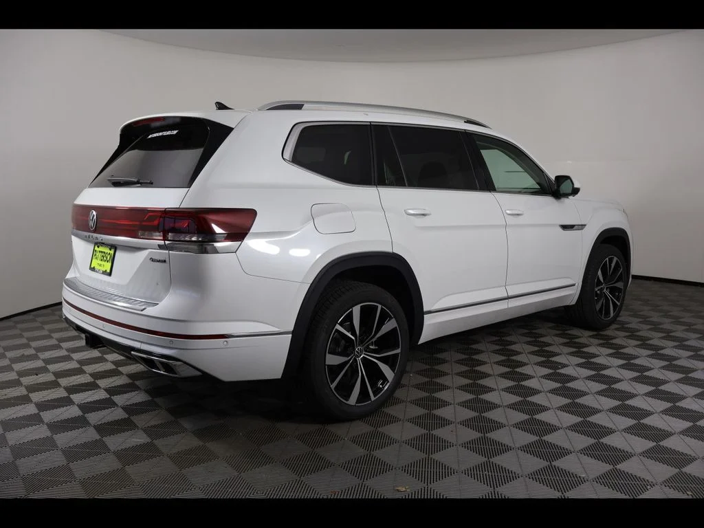 New 2026 White/off-white Volkswagen 2.0T SEL Premium R-Line image 6
