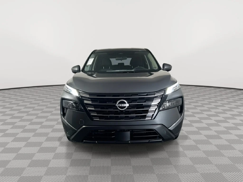 New 2027 Gray Nissan SV image 3