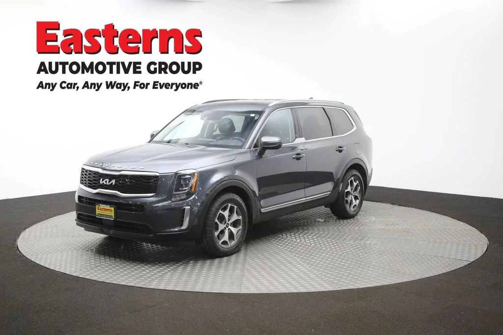 Used 2022 Gray Kia EX image 59