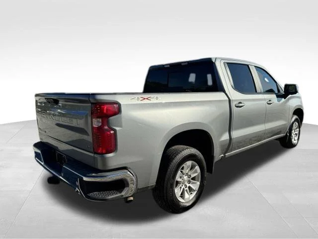 Used 2023 Gray Chevrolet LT image 8