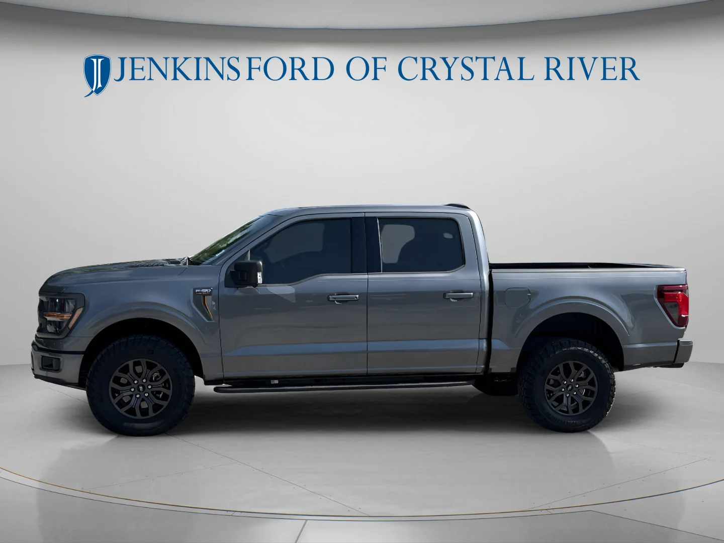 Used 2025 Carbonized Gray Metallic Ford Tremor image 13