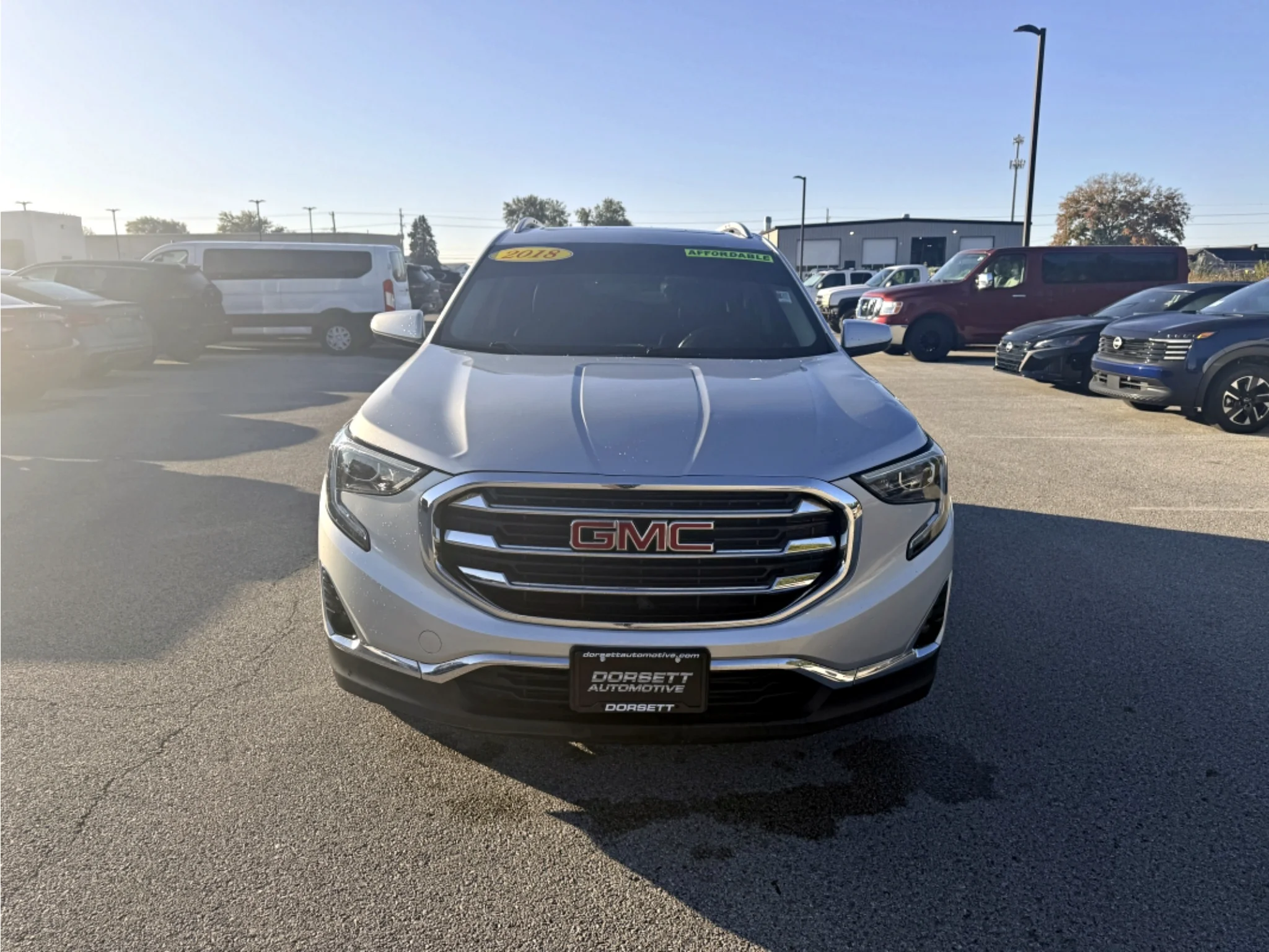 Used 2018 Quicksilver Metallic GMC SLT image 9