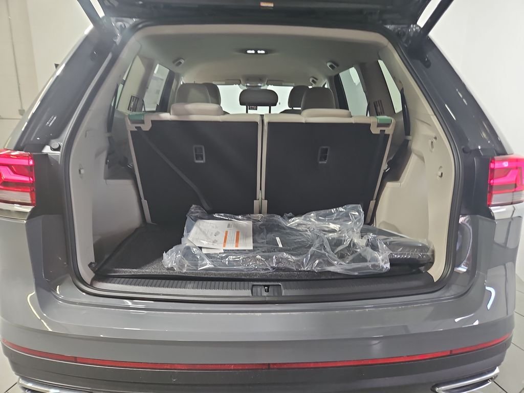 New 2026 Gray Volkswagen SE w/Technology image 21