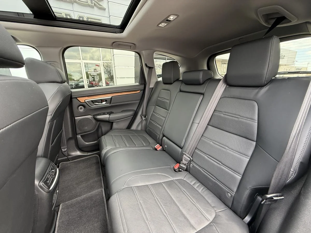 Used 2019 Black Honda Touring Awd Cvt image 18