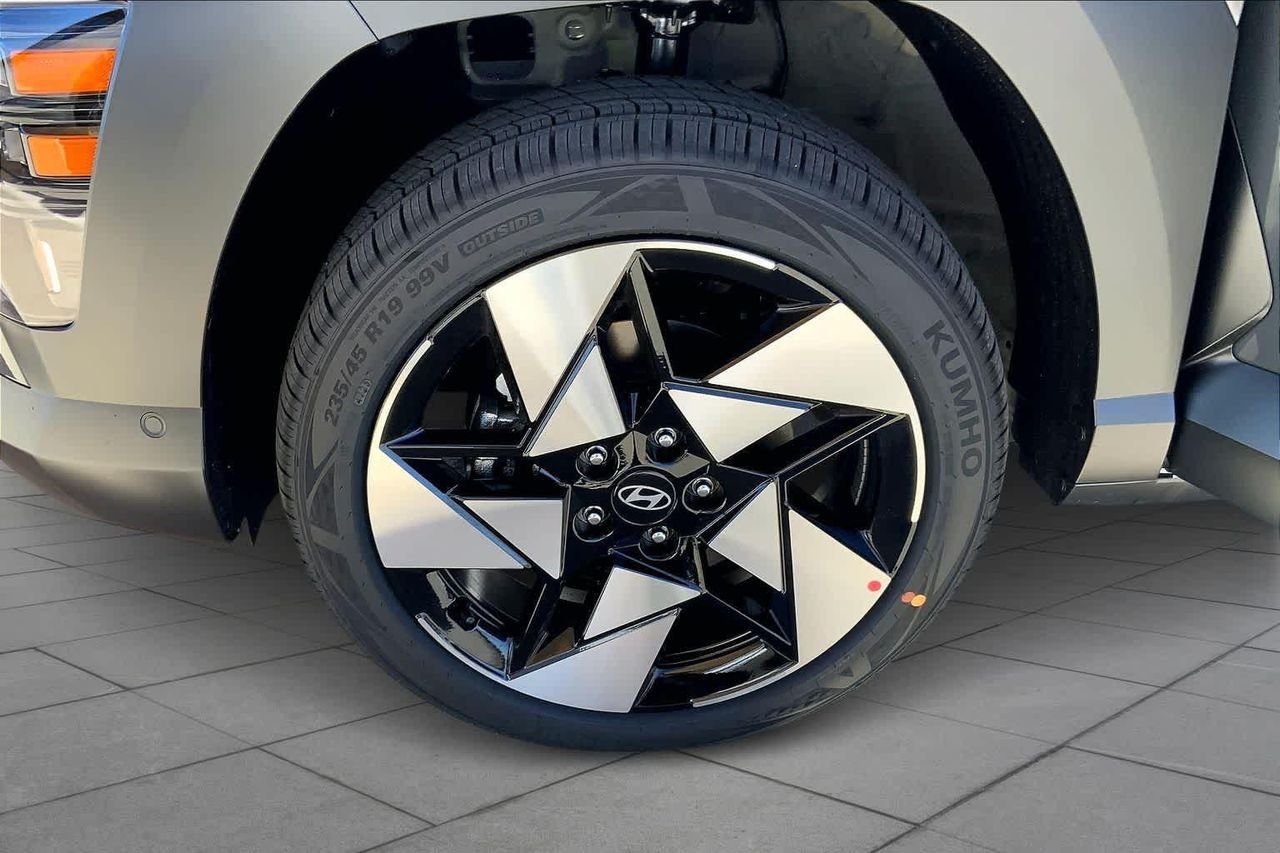 New 2026 Ecotronic Gray Pearl Hyundai Limited AWD image 11