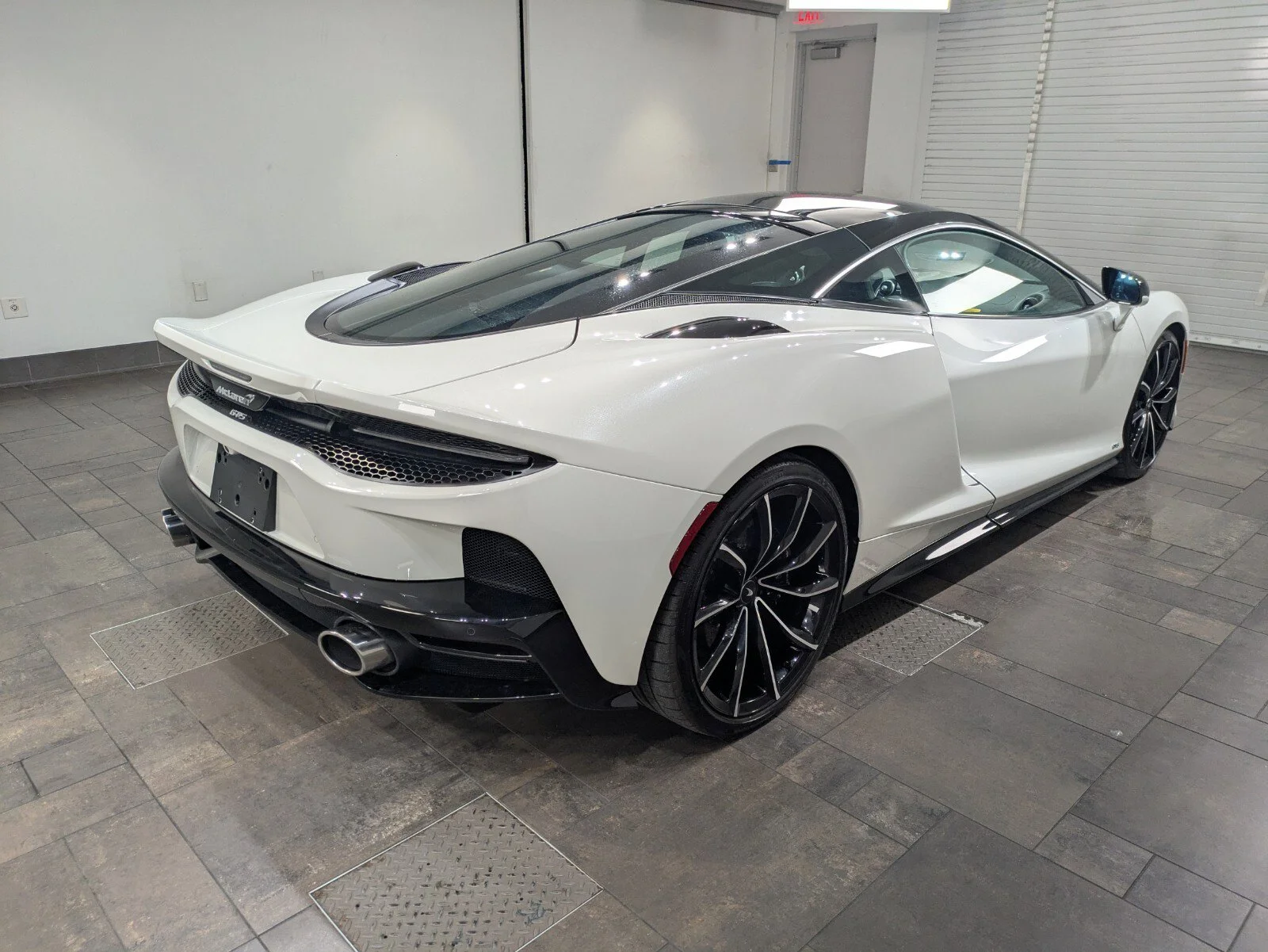 2025 McLaren GTS Base - Photo 21
