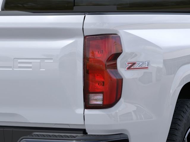 New 2026 Summit White Chevrolet Z71 image 11
