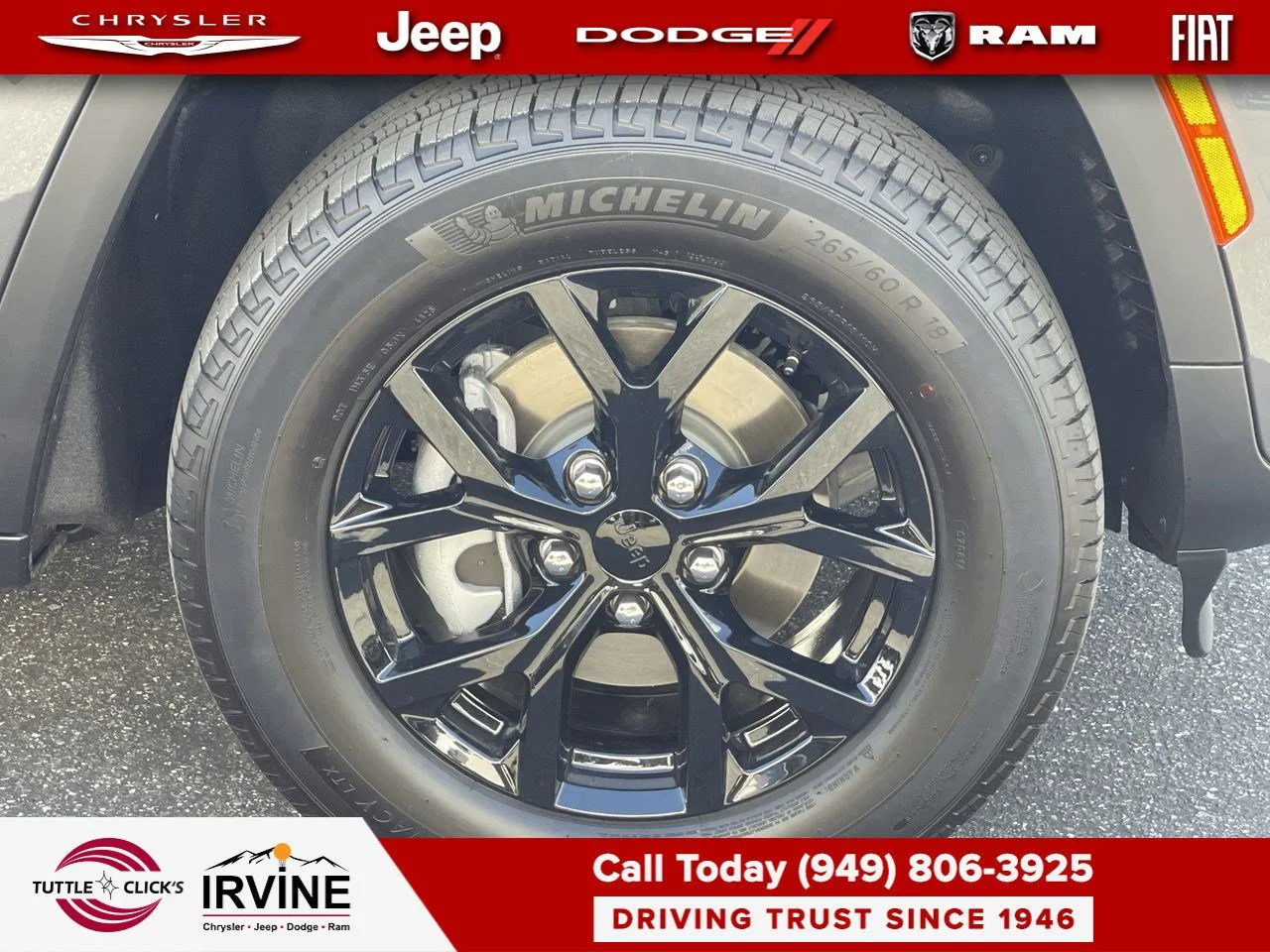 Used 2026 Baltic Gray Metallic Clearcoat Jeep Laredo Altitude image 10