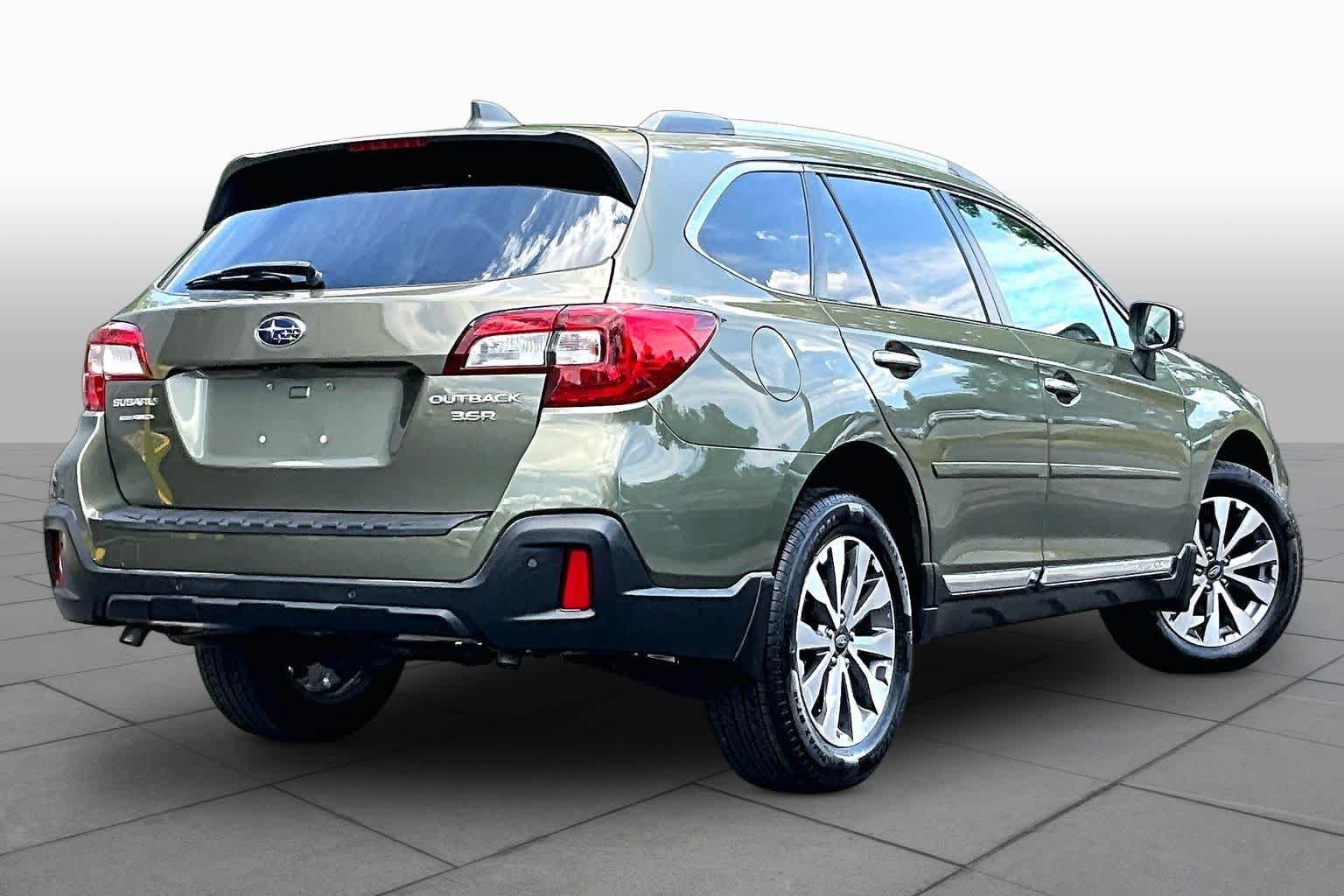 Used 2018 Wilderness Green Metallic Subaru Touring image 13