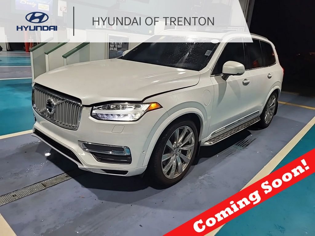 2016 Volvo XC90 T8 Twin Engine PHEV Inscription's photo
