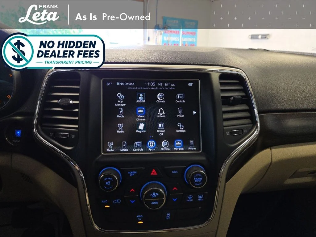 Used 2014 Black Jeep Laredo image 10