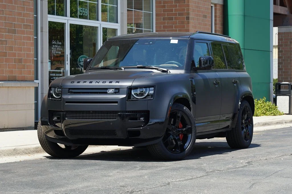 New 2026 Santorini Black Land Rover X image 1