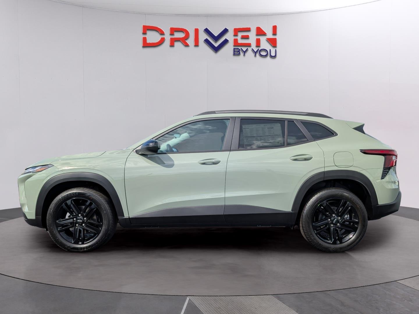 New 2026 Cacti Green Chevrolet ACTIV image 2