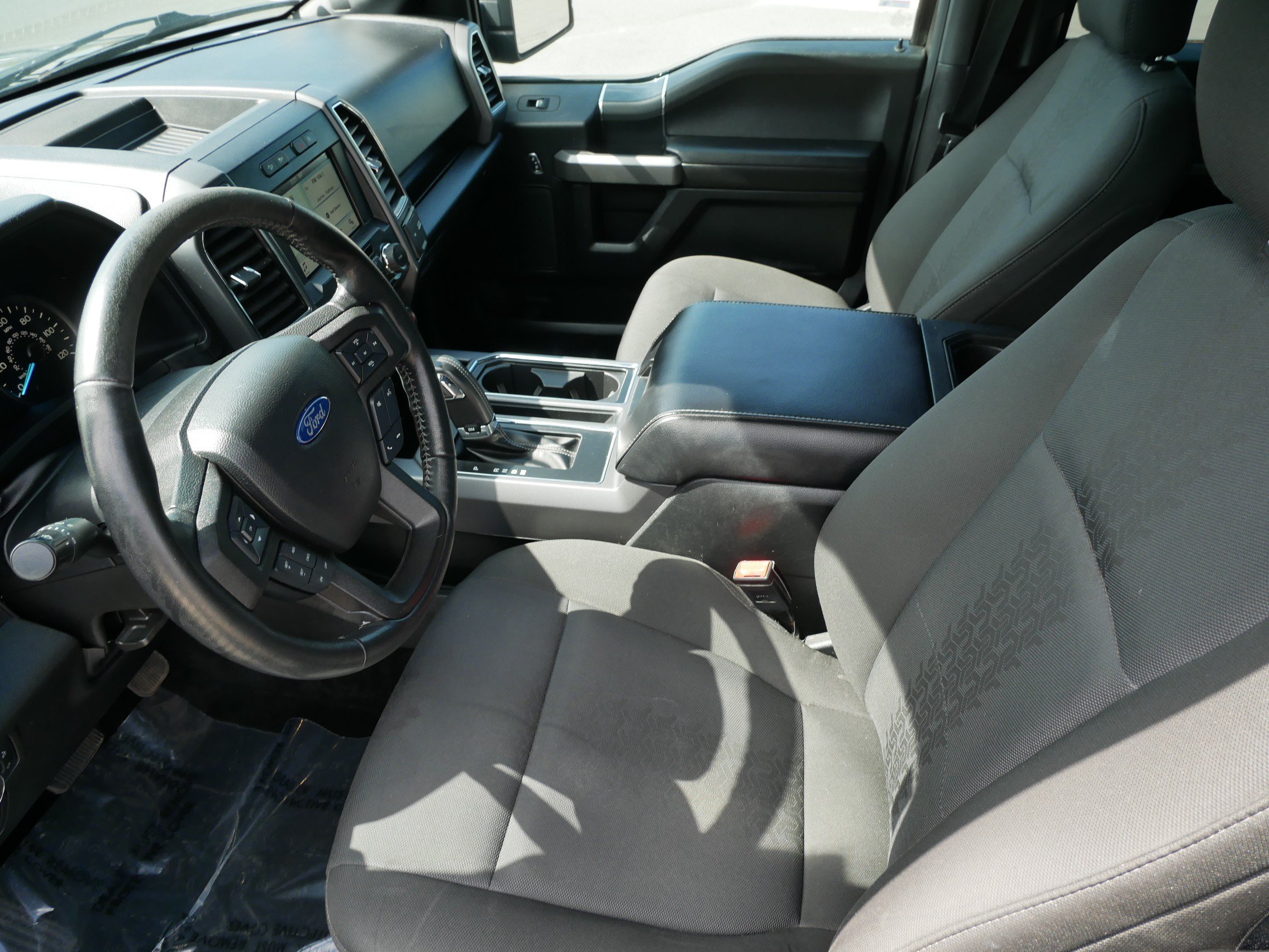 Used 2018 Gray Ford XLT image 11