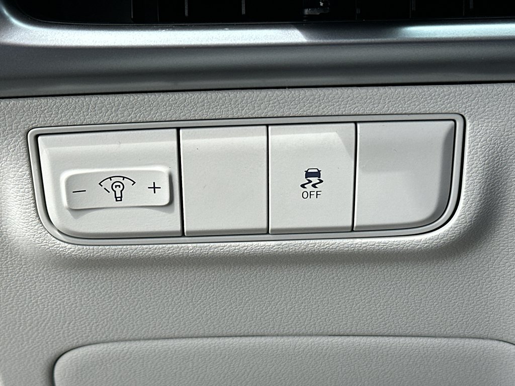 New 2026 Atlantis Blue Hyundai SE image 22