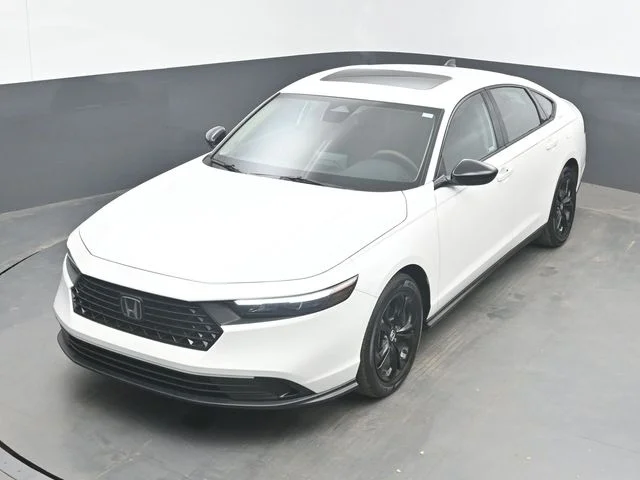 2025 Honda Accord SE - Photo 15