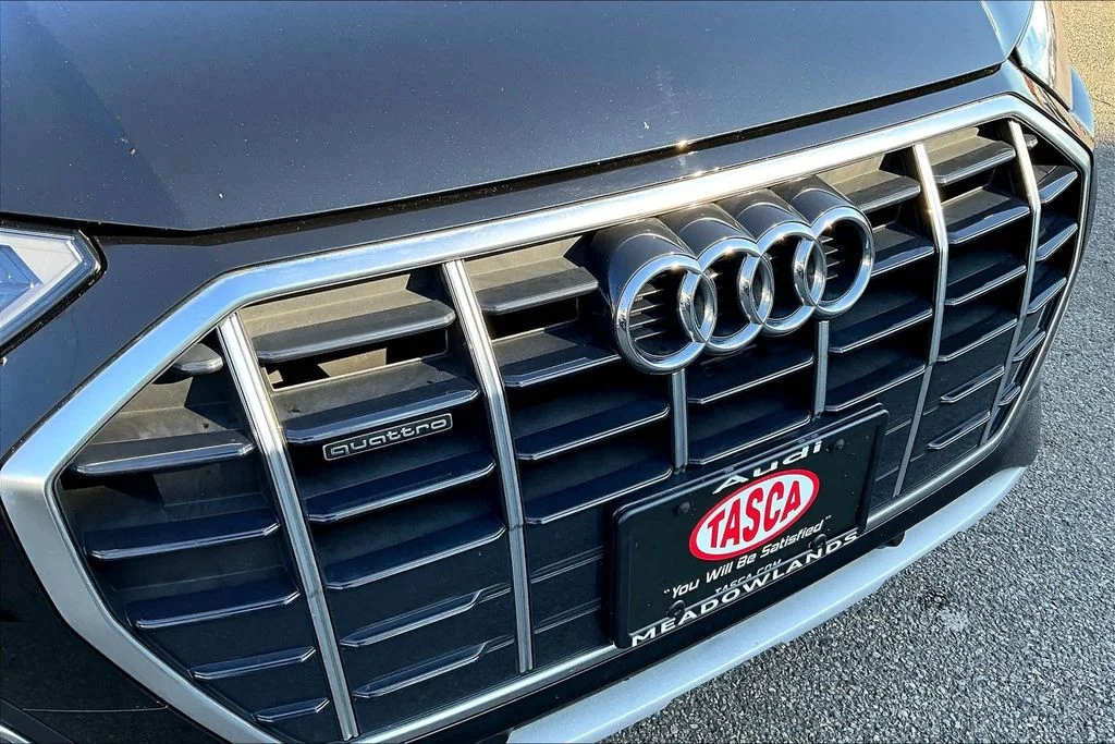 Used 2021 Black Audi 45 Premium image 33