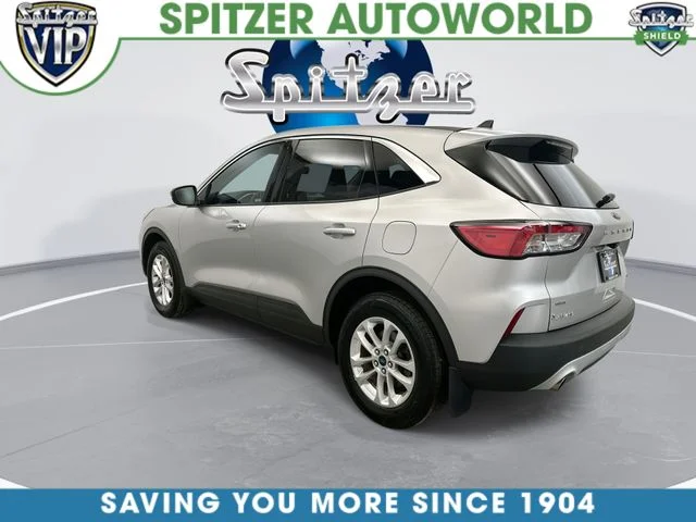Used 2020 Silver Ford SE image 7