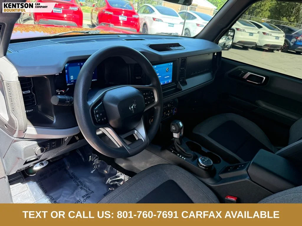 Used 2022 Red Ford Base image 25