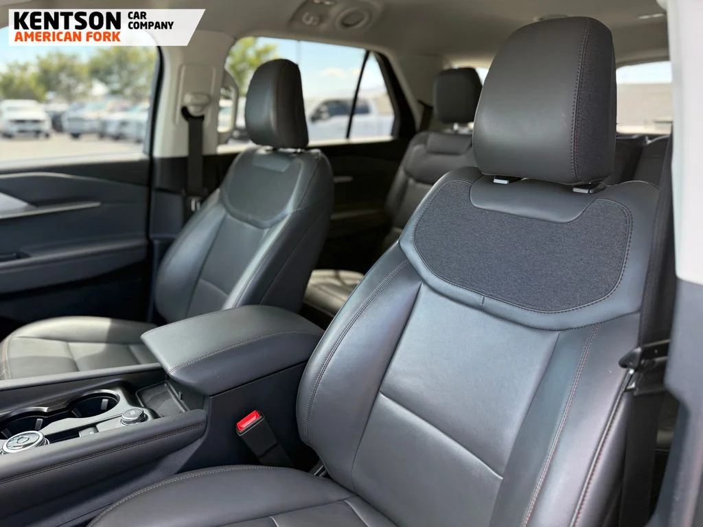 Used 2025 Gray Ford Active image 22