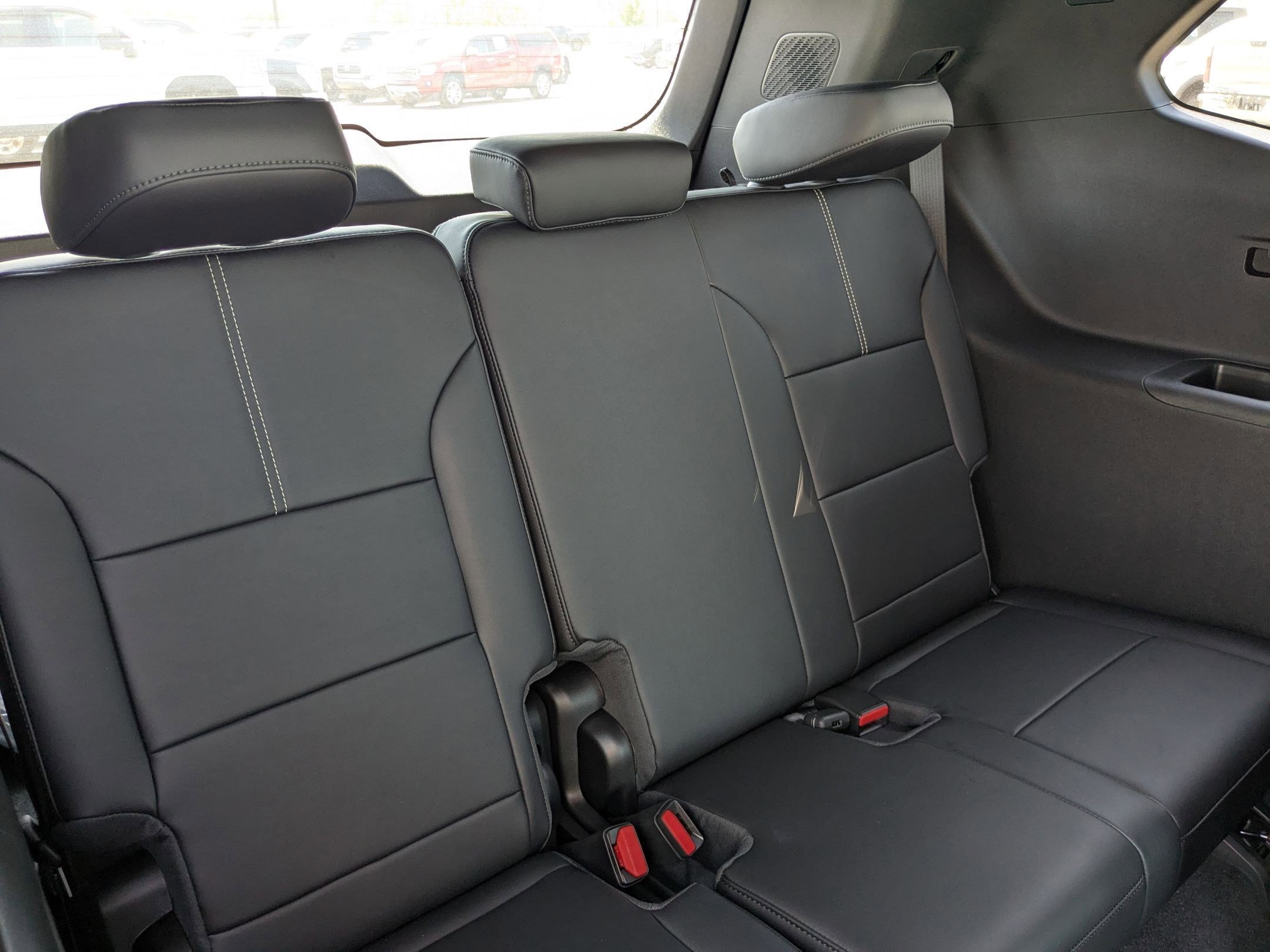 2026 GMC Acadia Elevation - Photo 13