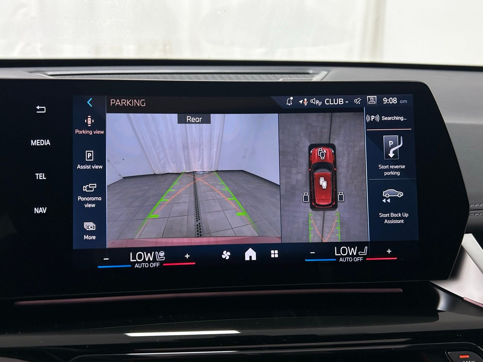 New 2026 Vegas Red Metallic BMW xDrive28i image 19