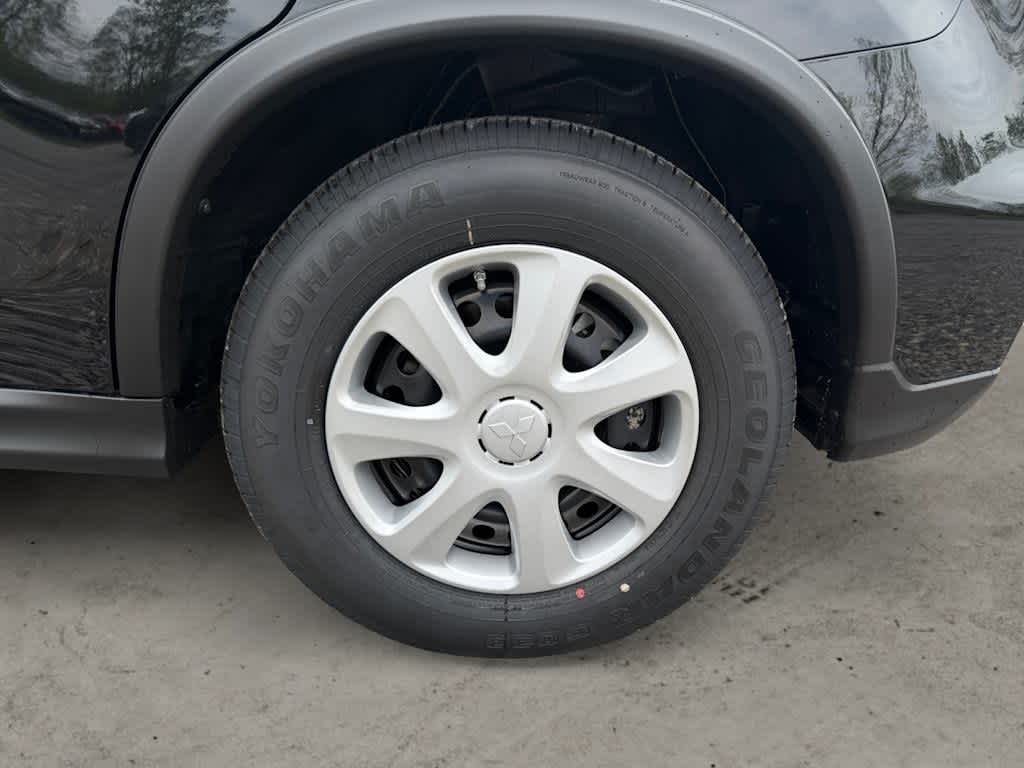 New 2027 Labrador Black Pearl Mitsubishi S image 9