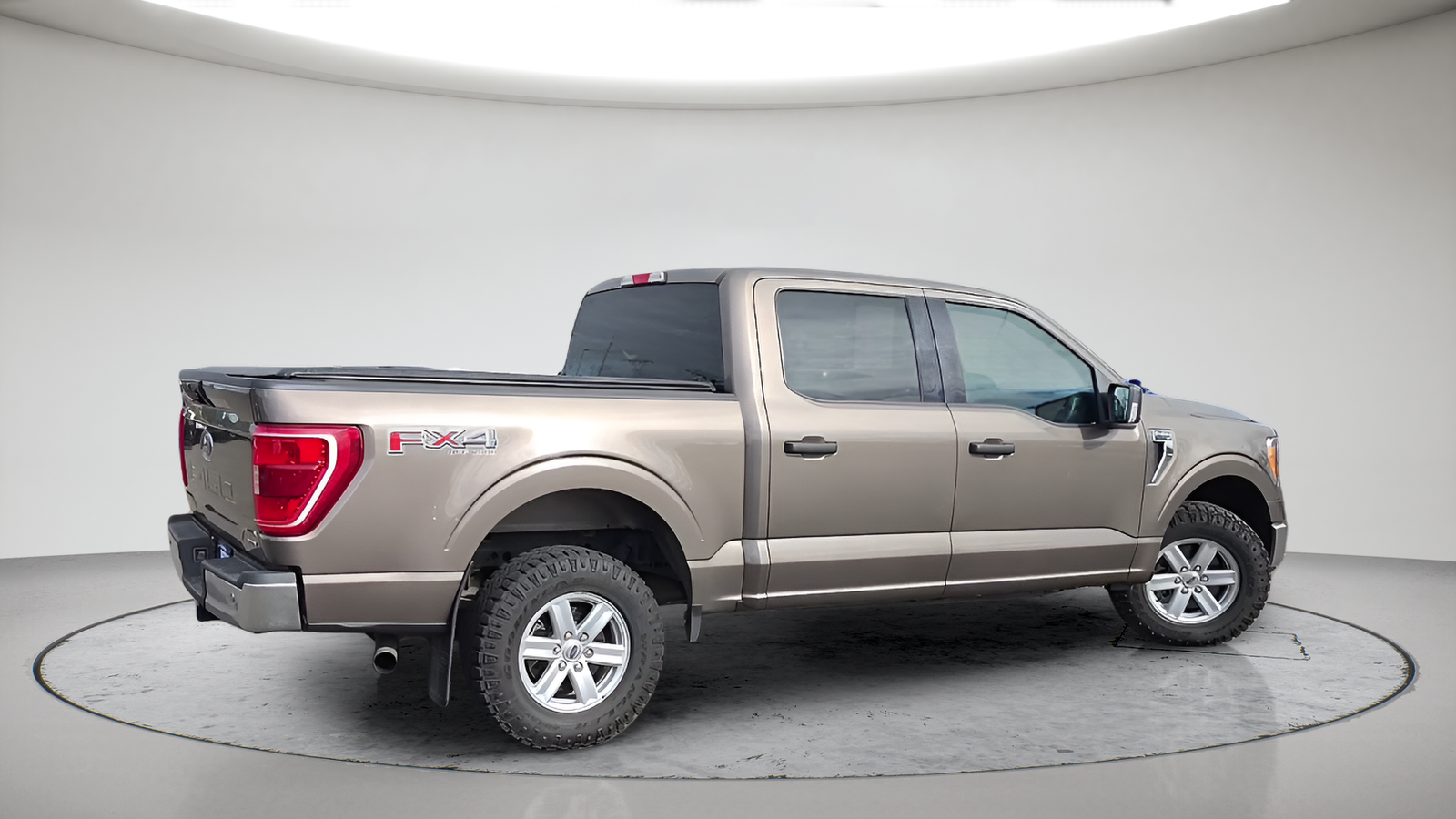 Used 2021 Stone Gray Metallic Ford XLT image 6
