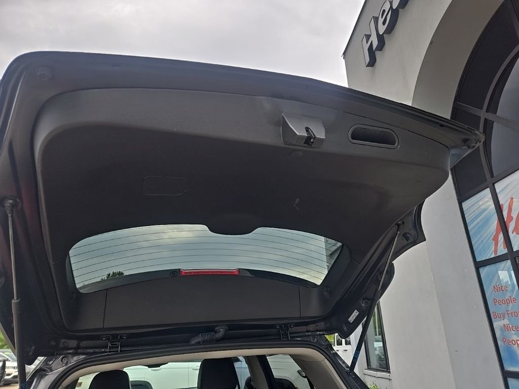Used 2016 Black Chevrolet LTZ image 83