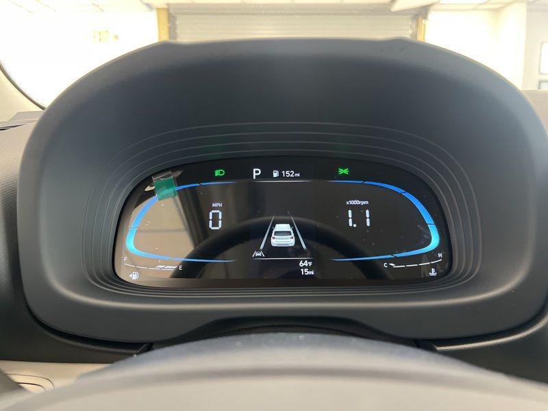 New 2026 White Hyundai SEL w/Two-Tone Roof image 22