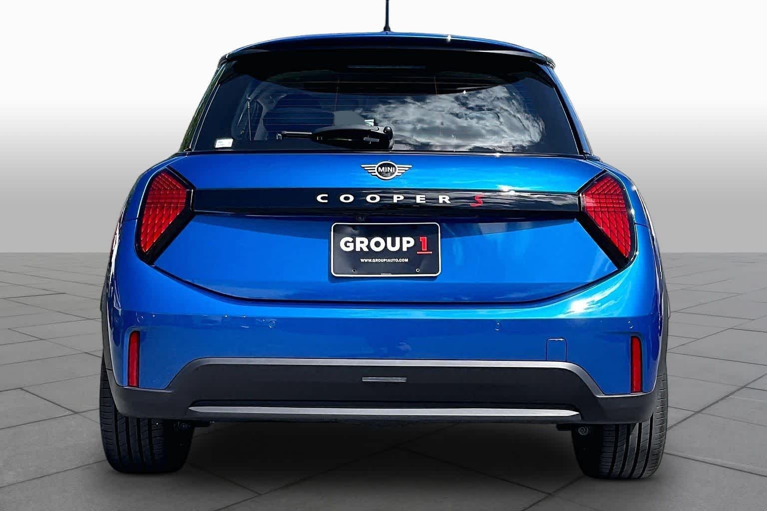 Pre-Owned 2025 MINI Hardtop 2 Door Cooper S