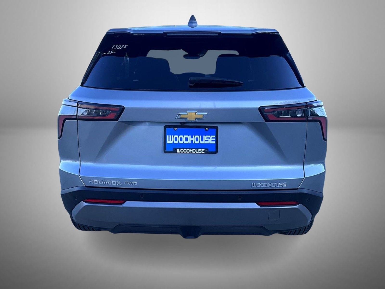 Used 2025 Gray Chevrolet LT image 6