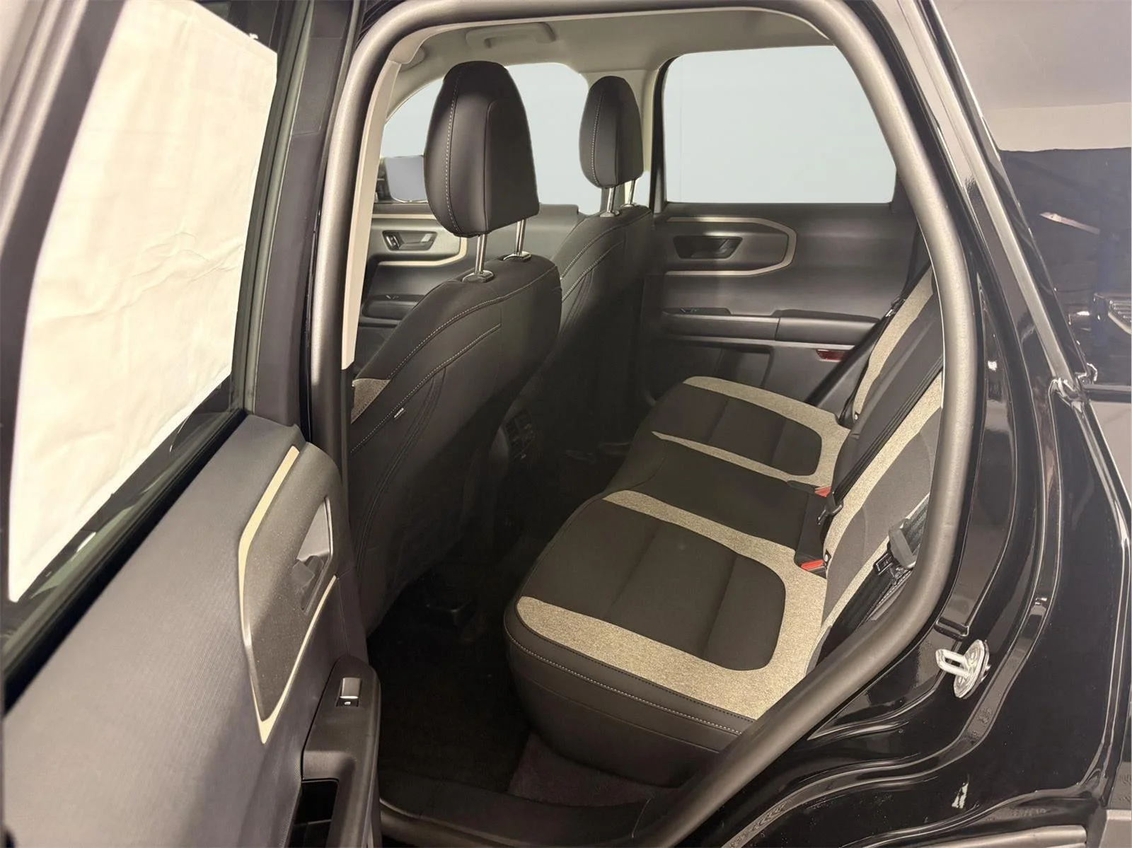 Used 2025 Shadow Black Ford Big Bend image 17