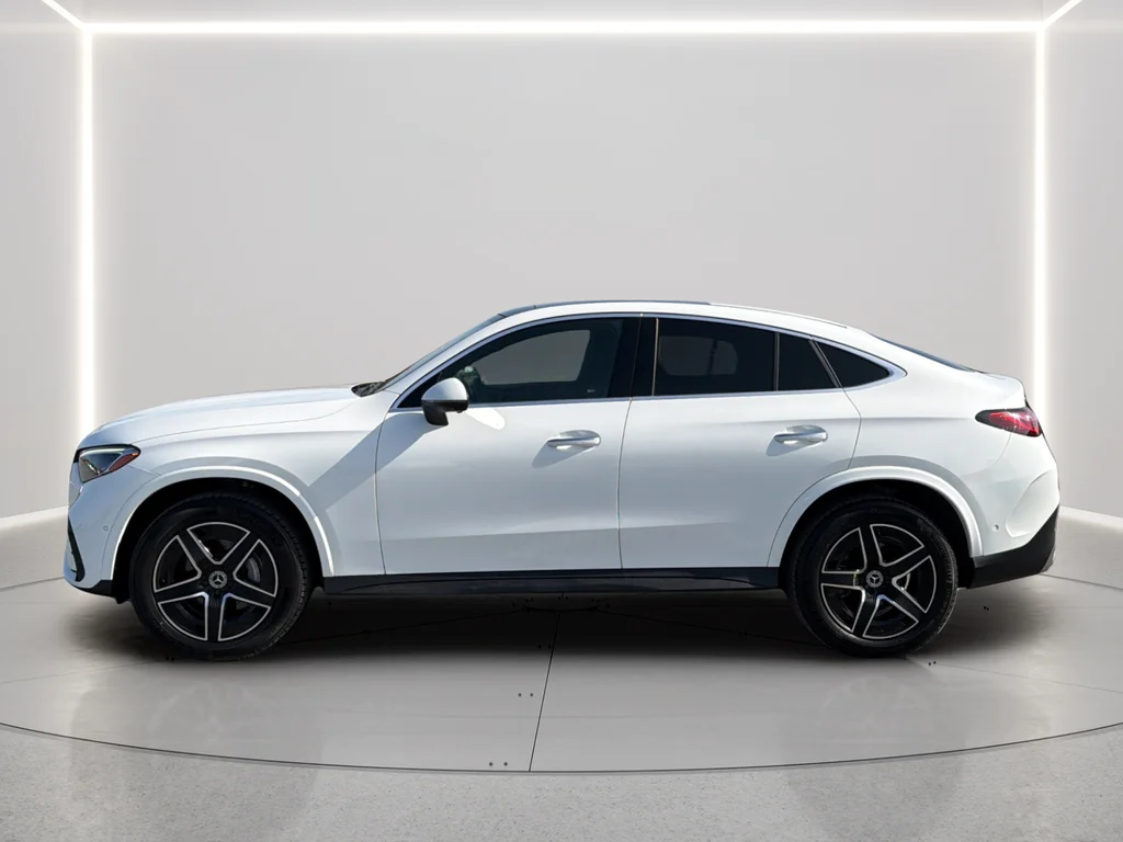 Used 2025 White Mercedes-Benz GLC 300 Coupe image 13