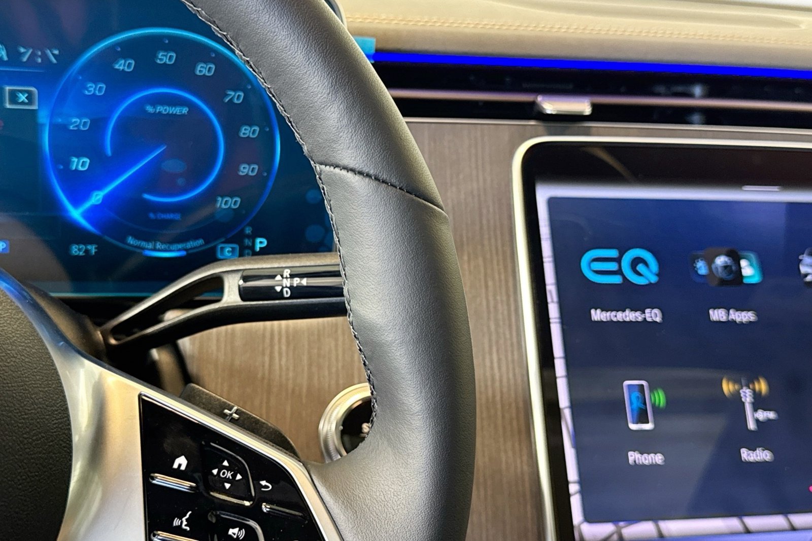 New 2026 Cirrus Silver Metallic Mercedes-Benz EQE 320 image 15