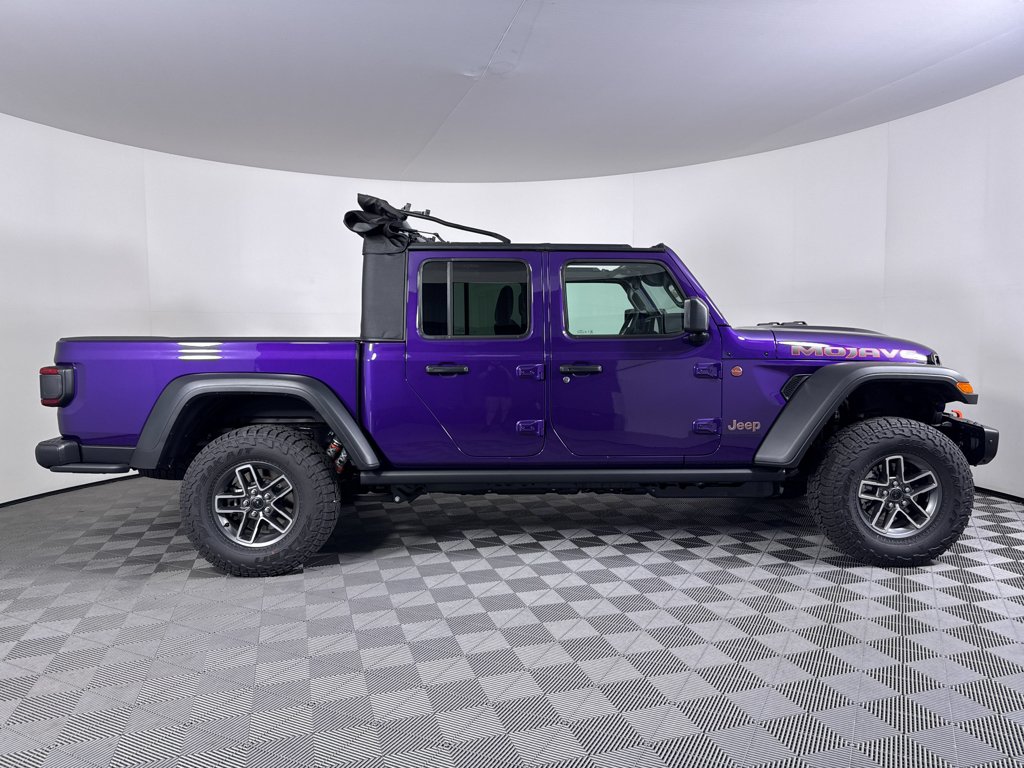 New 2026 Reign Jeep Mojave image 15