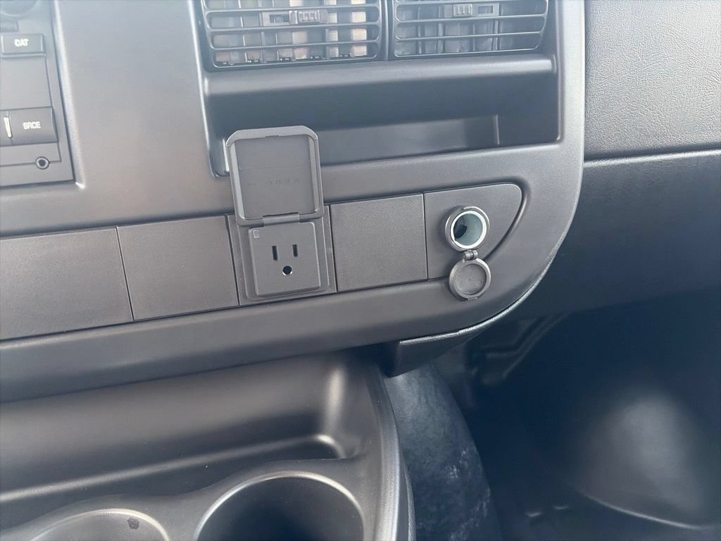 2026 Chevrolet Express Cargo Work Van - Photo 20