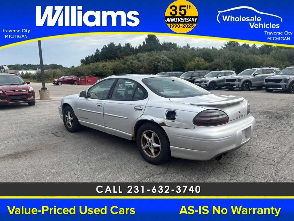 Used 2001 Galaxy Silver Metallic Pontiac GT image 13